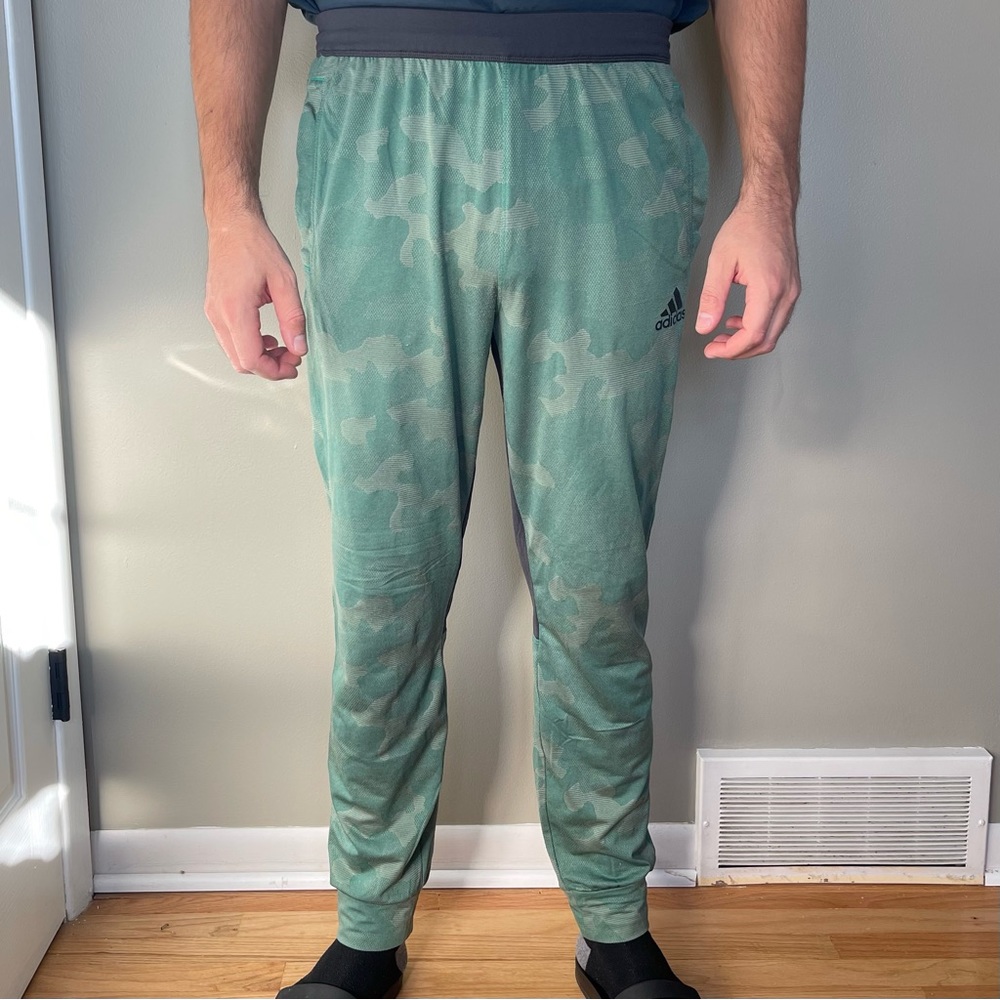 Men’s Green Camo Adidas Sweatpants/Joggers
